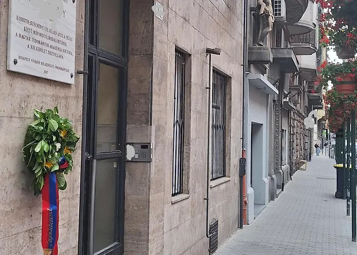 Pannonius Apartamento